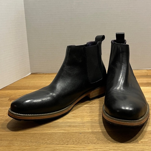 JackThreads Black Leather Kimbo Chelsea Boots w/ Lug Soles - Men’s size 8.5 main image 6
